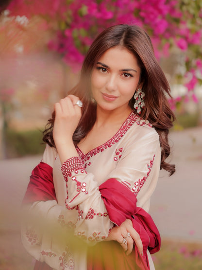 Noor Embroidered 3Pcs
