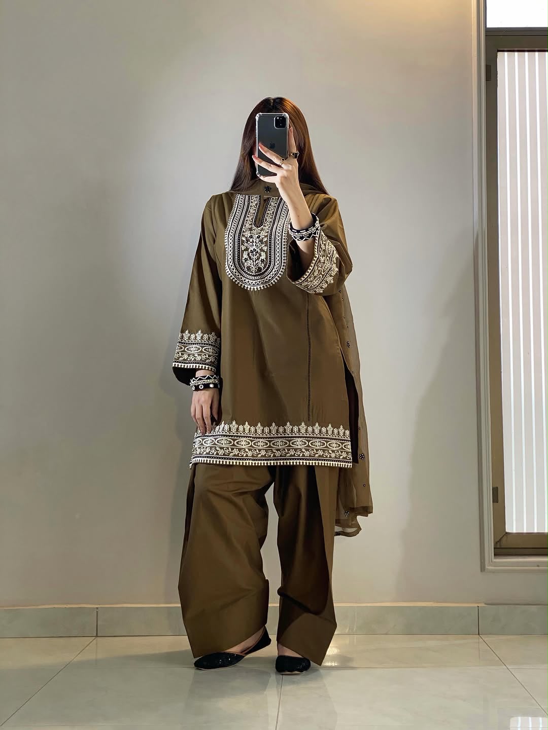 Arisha Emb 3Pcs